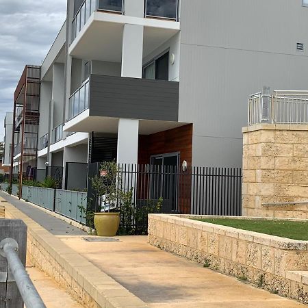 Mariner'S Cove ~ Luxe Waterfront Apartment Mindarie Exterior foto