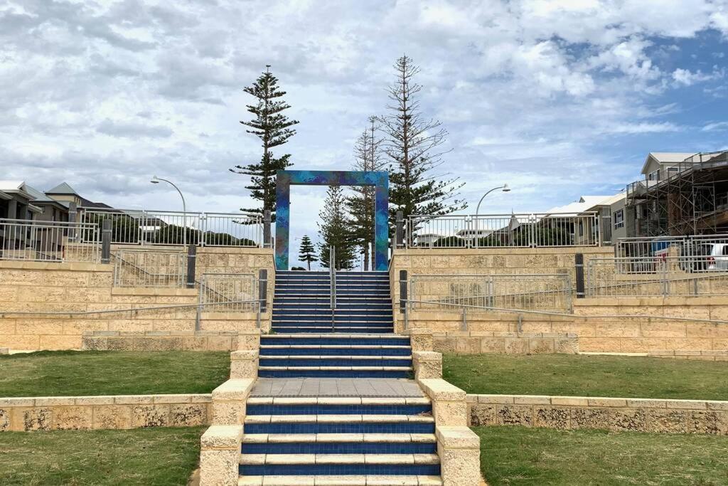 Mariner'S Cove ~ Luxe Waterfront Apartment Mindarie Exterior foto